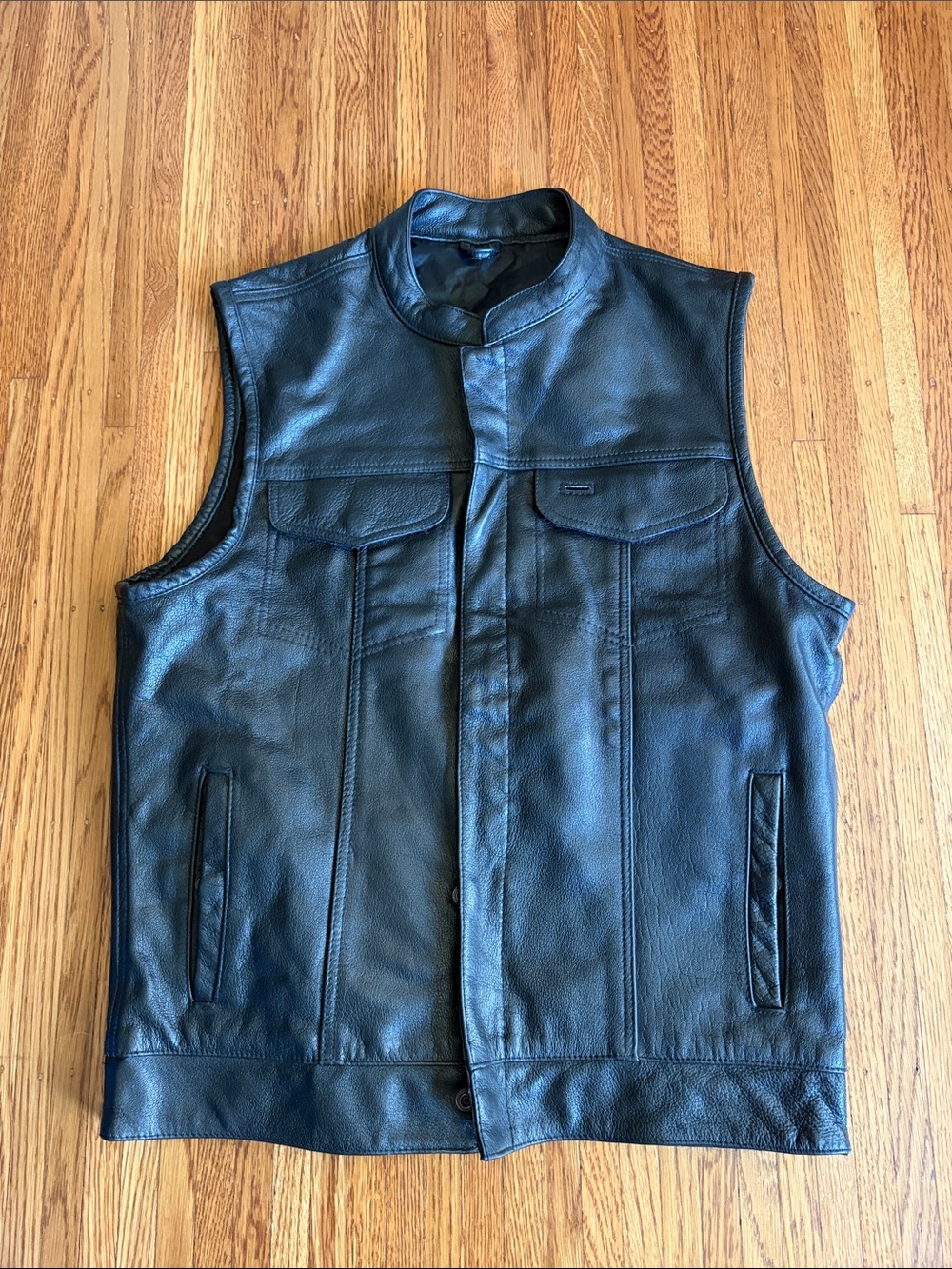 Leather King Men's Open Neck Vest With Hidden Snaps Black